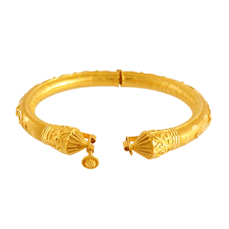 Classic gold bangles for women-22KT Yellow Gold Bangle For Women