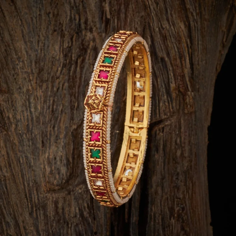 Beautiful vintage-inspired bangles for women-Kundan Bangle 168616