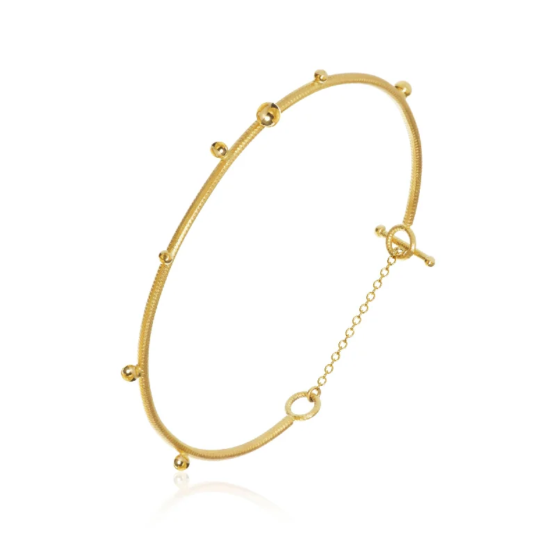 Classic bracelets for women with engraved details-Delphis 18K Gold Bangle