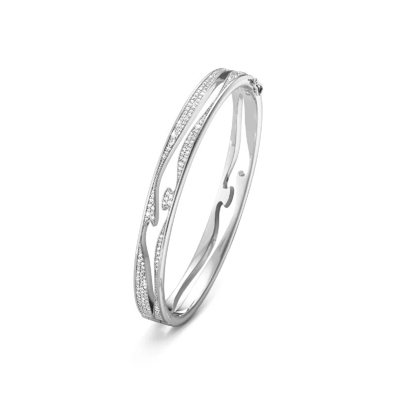 Women’s bracelets with matching earrings-Fusion Open 18K White Gold Bangle w. Diamonds 1.42 ct