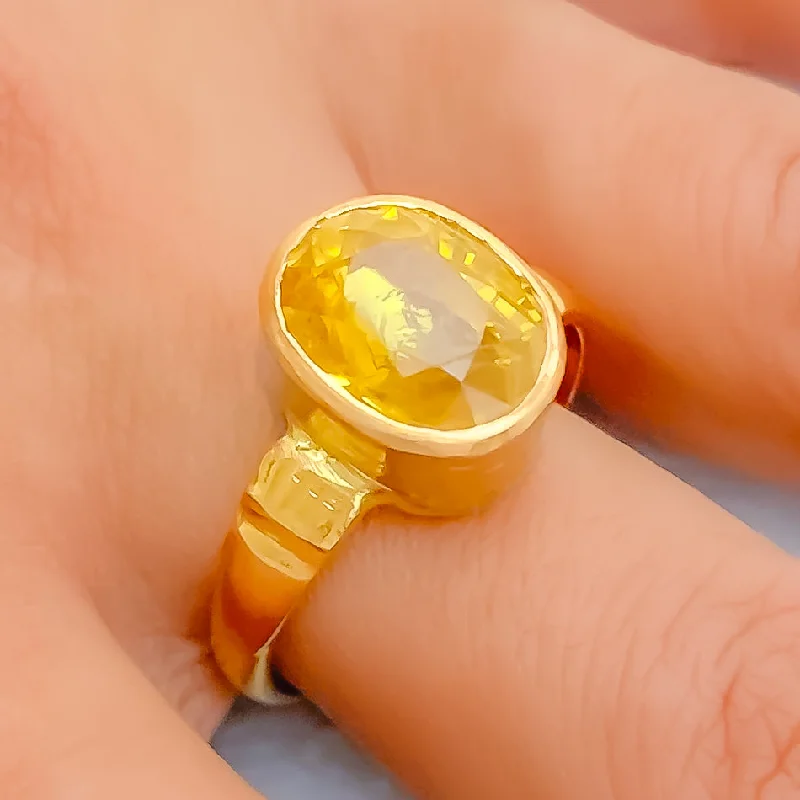 Stunning rings for women with sapphire accents-Sparkling Bright 22K Gold 7.5 CT Yellow Sapphire Ring