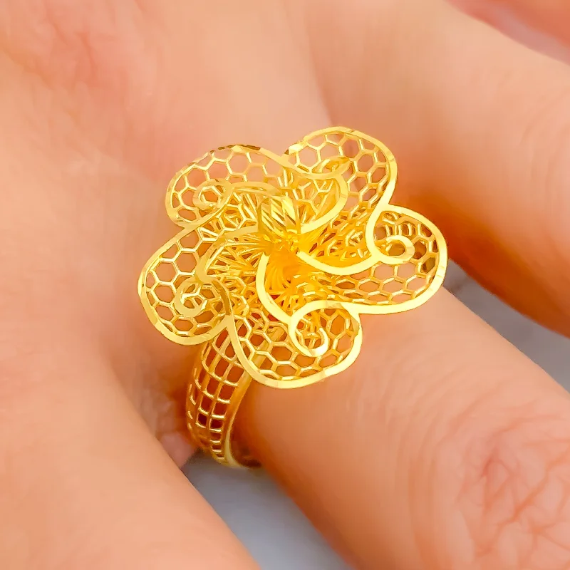 Sparkling rings for women with diamonds-Opulent Glistening 22k Gold Ring