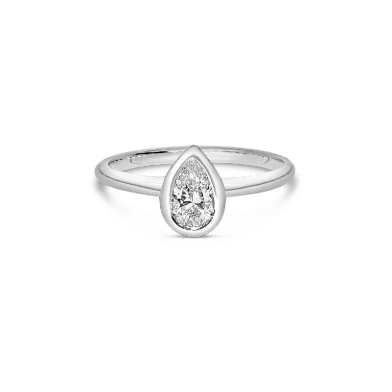 Stunning diamond engagement rings-ARIELA || 0.4ct pear diamond ring in white gold 14k