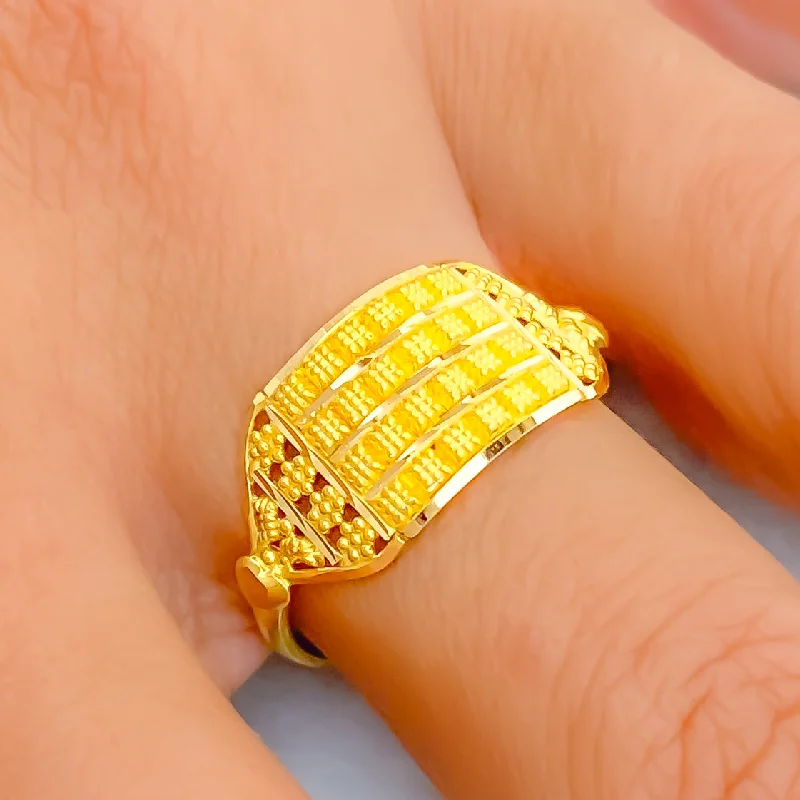 Elegant rose gold rings for women-Versatile Vibrant 22K Gold Ring