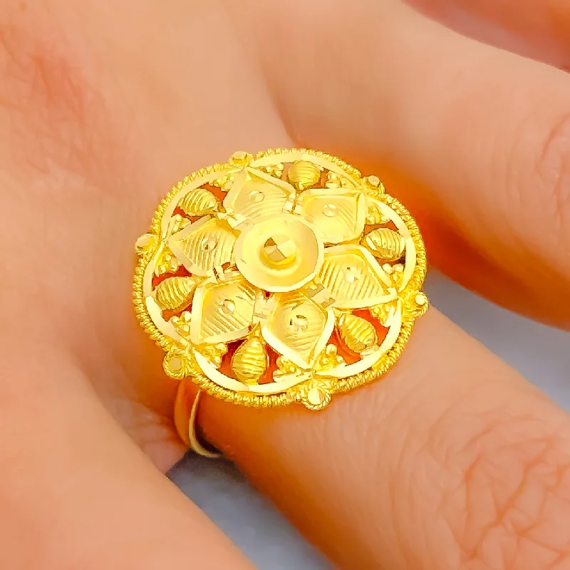 Stunning vintage rings for women-Vintage Striped Flower 22K Gold Ring